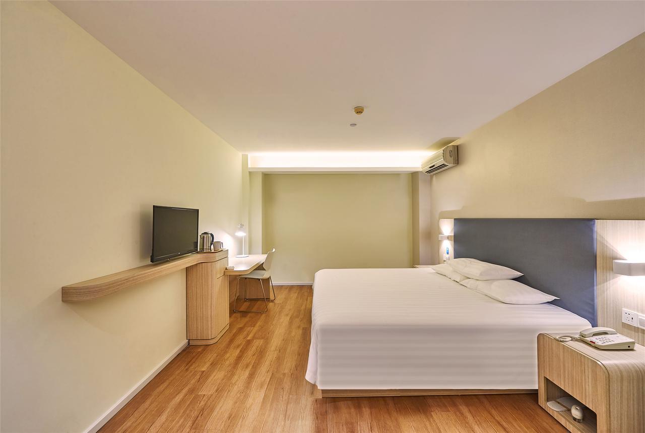 Hanting Hotel Fuzhou Train Station Square Exterior photo